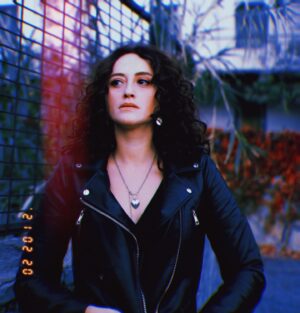 Esra Kızıldoğan Instagram - 🖤
Foto👉🏻 @samiaksu7 @theframesamiaksu 🙏🏻