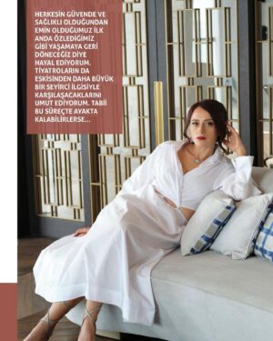 Esra Kızıldoğan Instagram - Episode Dergi Röportajı🐚🌿
@episodedergi 

Röportaj: Engin İnan @engininan 
Fotoğraf: Baran Altındağ
@photographerbaranaltindag 
Styling: Merve Özmen
@nernee 
Saç: Sabit Akkaya
@sabitakkaya 
Emre Kayacı
@kayaciemre_ 
Makyaj: Banu Aksungur
@banuaksungur 
Mekan: Radisson Blu Ottomare
@radissonbluottomare 

@talentomenajerlik @tuncayaltunoglu  @ecebbolukbas  @ecemkanun @sefkatpeker 🙏🏻🍀