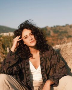 Actress Esra Kızıldoğan HD Instagram Photos and Wallpapers January 2022