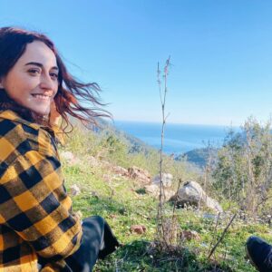 Esra Kızıldoğan Instagram - Ayağımıza diken battı gül sandık ☀️
Foto👉🏻 @baris.yildiz
