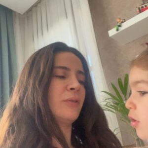 Esra Şengünalp Instagram - Yeni yaşımın tüm dilekleri ülkem için! 🌞
Ve;
Tüm annelere ve annelik edenlere selam olsun!
#seçim2023 
#happymothersday 
#mybirthday 
#14mayis2023