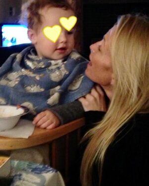 Estelle Lefébure Instagram - Quelle fierté d’être ta maman 
Quelle chance de t’avoir dans ma vie 
Tu es un beau garçon qui grandit si vite avec un ❤️ si grand 
Happy birthday my little boy 
I love you ✨
