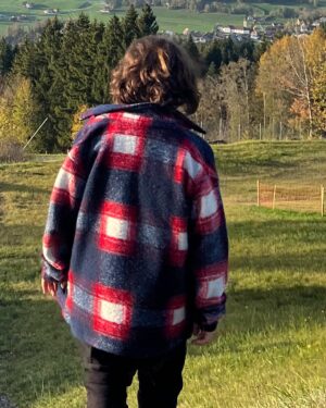 Estelle Lefébure Instagram - Quelle fierté d’être ta maman 
Quelle chance de t’avoir dans ma vie 
Tu es un beau garçon qui grandit si vite avec un ❤️ si grand 
Happy birthday my little boy 
I love you ✨