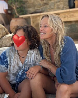 Estelle Lefébure Instagram - Quelle fierté d’être ta maman 
Quelle chance de t’avoir dans ma vie 
Tu es un beau garçon qui grandit si vite avec un ❤️ si grand 
Happy birthday my little boy 
I love you ✨