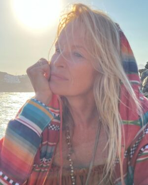 Estelle Lefébure Instagram - Reflexion 

#choices #positivesvibes

Belle rentrée à vous tous