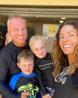Esther Anderson Instagram - My Village 💕💕💕💕💕💕
Couldn’t have done the last 6 weeks solo with the kids without all the love, help and support from my family!!!!
Thank you my beautiful fam! I love you immensely and miss you already!! Xxxxx
