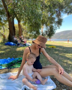 Esther Anderson Instagram - Halls Gap photo dump 💕after the initial flash flooding the day we arrived you really turned it on for us ☀️ 🏊🏻 🍷 🦘 
Such a brilliant and beautiful place and such special memories made ☺️