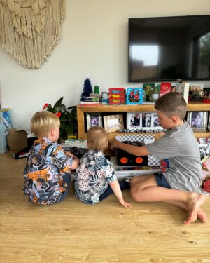 Esther Anderson Instagram - Merry Christmas ☺️🤶☺️didn’t manage to get one family pic 🤣but had the best day with our Aussie Fam 💕💕💕
Tonnes of love everyone xxx