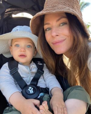 Esther Anderson Instagram - See you next year La La land 🌴🌴