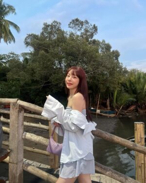 Eun Ji Instagram - 처음으로 반딧불 본 날!🤩