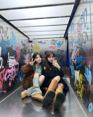 Eun Ji Instagram - 유나리랑 @u.nalee