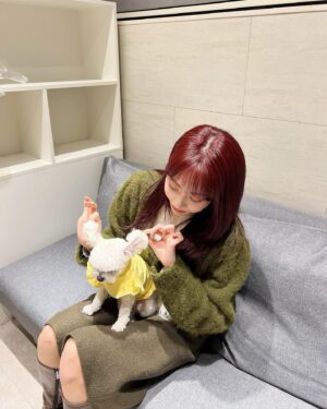 Eun Ji Instagram - 쌀밥이랑 함께한 8주년 축하하기! 호호💝 
(라렌아.... 넘 부담스럽네?🤭🥰)