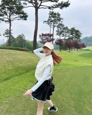 Eun Ji Instagram - 하하하하호호호 즐겁따 !⛳️
