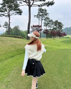 Eun Ji Instagram - 하하하하호호호 즐겁따 !⛳️