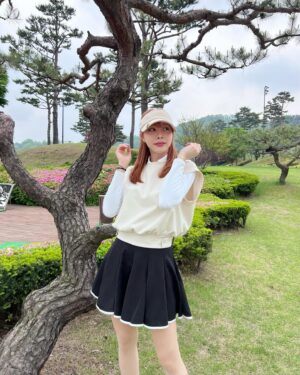 Eun Ji Instagram - 하하하하호호호 즐겁따 !⛳️