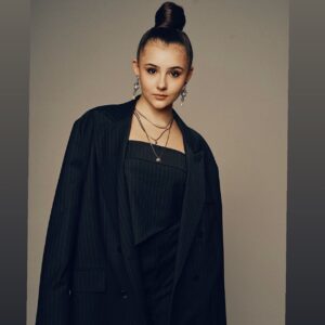 Eva Ariel Binder Instagram - Hi! That’s all :)