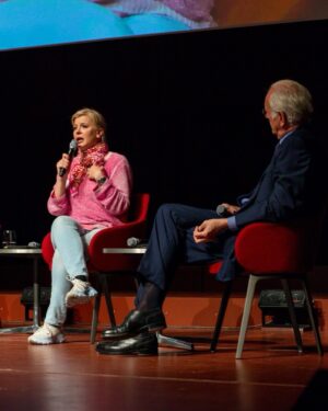 Eva Habermann Instagram - (Nachtrag) Letztes Wochenende beim Kongress der Deutschen Depressionshilfe in der Frankfurter Oper mit Harald Schmidt, dem Schirmherren. 

Info-Telefon Depression
0800 / 33 44 533
Mo, Di, Do: 13:00 – 17:00 Uhr
Mi, Fr: 08:30 – 12:30 Uhr

@stark_gegen_depression 

#frankfurt #depressionhelp #actress #evahabermann #picoftheday #photooftheday #haraldschmidt 

📸 ©Holger Peters