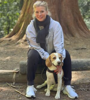 Eva Habermann Instagram - Ich will mir diesen Sommer einen Hund zulegen.. 
Welche Hunderasse  passt am besten zu mir? 🐶

#dog #love #dogs #dogsofinstagram
