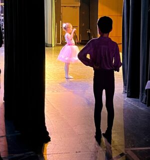 Eva Amurri Martino Instagram - Another wonderful dance season in the books! Congratulations to all the dancers at @westportacademyofdance on an impressive weekend of shows. ✨👏🏼🏆

Major really grew so much as a dancer this year, can’t wait to see what next season brings. My favorite thing as a mom is watching him come alive on that stage 🥹♥️🩰🪩