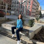 Eva Decastelo Instagram - Poslední roky, kdykoli to jde, cestujeme s mamkou. Ideálně krátké výlety po Evropě na pár dní. Tentokrát jsme vyrazily do Madridu a já využila krásné spolupráce s @orsay , abych mamku i sebe oblékla do jarní kolekce. Přeci jen, bylo tu tepleji než v Praze✌️ Nachodily jsme celkem 112km a já vystřídala 6 outfitů. Děkuju, že mám tak boží práci 🎉🎉🎉🎉 a tak krásné spolupráce. #spoluprace #orsay #fashion #ootd #ootdfashion #vylet #trip #madrid #spain #travel #photooftheday #photography