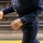 Eva Decastelo Instagram - Poslední roky, kdykoli to jde, cestujeme s mamkou. Ideálně krátké výlety po Evropě na pár dní. Tentokrát jsme vyrazily do Madridu a já využila krásné spolupráce s @orsay , abych mamku i sebe oblékla do jarní kolekce. Přeci jen, bylo tu tepleji než v Praze✌️ Nachodily jsme celkem 112km a já vystřídala 6 outfitů. Děkuju, že mám tak boží práci 🎉🎉🎉🎉 a tak krásné spolupráce. #spoluprace #orsay #fashion #ootd #ootdfashion #vylet #trip #madrid #spain #travel #photooftheday #photography