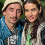 Eva Decastelo Instagram - S kolegou @jakojakub_zacek - myslím, že se příznivci fashion trendů mají v novém seriálu TV Prima na co těšit! Již brzy na vašich obrazovkách! #tvprima #prima #serial #fashion #ootd #trendujeme