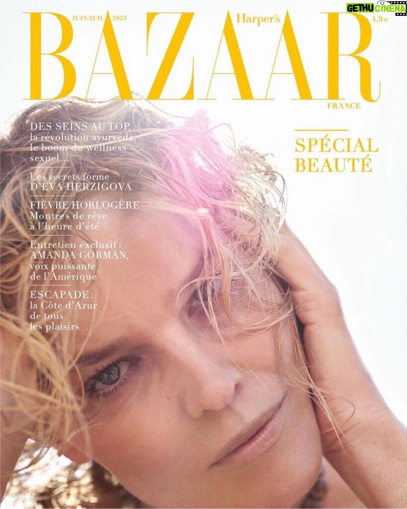 Eva Herzigová Instagram - BazaarFrance N•4 out today Summer is here! ☀️ Photograph: @mario_sorrenti Styled by: @elodiedavid Hair: @ward_hair_official Make-up: @karimrahmanmakeup Creative direction: @atelierfranckdurand Production: #andreasantarelli Casting: @piergiorgio My agency: @zzotalents