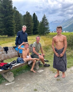 Eva Herzigová Instagram - Am I happy….absolutely!! 🤗 Couldn’t wish for better summer with my fam swimming in glacier lakes, many hikes and e-bikes tours, sunny days and cool nights.