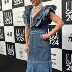 Eva Röse Instagram - @missevarose på året Ellegala. Styling av @jackiehammar Klänning skapad av remake designer @emeliienorberg (Allt material i klänningen kommer från återbrukade jeans) MUA @jackiestyling smycken: @starstudio_pr @sagensweden @cbycjewelry @sandrateresasmycken Omslagsbild av: @amandacollden @ellesverige #conversion #fashion #sustainablefashion #streetstyle #upcycledfashion #creative #style #reworked #sewing #upcycling #vintage #stylish #savetheplanet #trend #sustainable #sustainability #designer #vintagefashion #vintageclothing #dress #designerdress #vintage #designerupcycled #upcycledfashion #craft #creativeideas #refashioned #denim #jeans