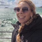 Eva Röse Instagram - So.... I'm on an adventure since weeks. Reaching out to strangers on the way and relying on the good in people. So far so good. There is hope, there is kindness and endless roads awaits you. 🌏🏃‍♀️‍➡️ #raceacrosstheworld
