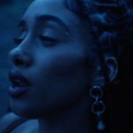 Eva Ruiz Instagram – IMPOSSIBLE LOVE FT @arinraycamp VIDEO OUT NOW 💔💔💔🌹🌹🌹gracias x tanto amor!!! 
Link en mi bio!!

Director: @liamwalshh
Producer: @iamkingsheyla @kairosnathan
DP: @nickfrmnohre
AC: @L3ibow
Gaffer: @luis_peaks 
Stylist: @Nat_Stowe @archivo.world 
Set/Production Designer: @lvnatuna
MUAH: @doitlikeamadora @chey.locs 
Bts: @mihailoandic @ryanparrilla
Color: @avery_niles
Editor/Title: @liamwalshh
VFX: @drisv2
Song producers: @southsidedaro @pat_producer @__chrishenderson__