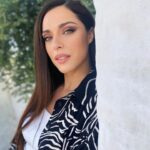 Evagelia Siriopoulou Instagram - Καλό μήνα!!! ❤️ #evageliasiriopoulou #actress #goodmorning #october #newmonth