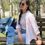 Evagelia Siriopoulou Instagram - Μια υπέροχη μέρα!!! #evagelia_siriopoulou #actress #fashionstyle #poplook @stefania_dros @levis @kokkorisoptics @2xmofficial @brandhouse.shoes