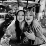 Evagelia Siriopoulou Instagram - Νύχτες στη Σαλονίκη με τη Βαγγελιώ μου την υπέρκαλλονοκουμπάρα μου 🩷 @evagelia_siriopoulou_official