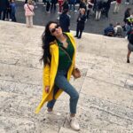 Evagelia Siriopoulou Instagram - Ρώμη είσαι μαγική!!! 🤩 #rome #spanishsteps #evageliasiriopoulou #actress #infashionshopgr #style #fashion #fashiostyle
