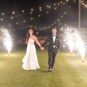 Evagelia Siriopoulou Instagram - Σας ευχαριστούμε όλους μέσα από την καρδιά μας… ένα ονειρεμένο πάρτυ… γεμάτο αγαπημένους ανθρώπους!!!

Και την ανθοδέσμη η φιλεναδα μου @elli__sk 
🍾🥂🎷🎤🎸🎈💥

@pyrgosmelissourgou @minamelissourgou @48ores @olon_odoskassandras @freshpatisserie @picme.gr_photography @narkissos_wedding_and_more @photoboothme_ @loudandcleargr @harrissax @luckyy_partyy @twenty2twins @grand_fireworks @theletterco_gr