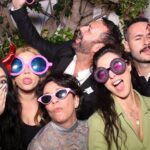 Evagelia Siriopoulou Instagram - Ξέφρενο πάρτυ… 💚💥 #party #friends