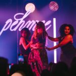 Evelina Instagram - tänä perjantaina Pehmee kiertue Lutakossa, Jyväskylässä 💜 täs on tämmönen soft keikkaviikonloppu -tyyppinen photo dump ku @riiagrasshill ikuisti ihanan Klubin tunnelmii viime lauantaina, kiitos keikoista Tampere ja Baltic Princess! 🤍 pe jatkuu, nähään pian Lutakko 🫶🏼 liput löytyyyy biosta!