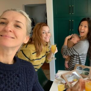 Ever Carradine Instagram - Happy Birthday, Annie. I think of you every time I  see an orange cat, a rainbow or an ice cold cider. #anniewersching #happybirthday #fuckcancer🎀