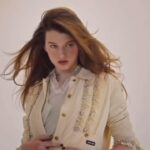 Ever Anderson Instagram - Harpers Bazaar Korea Making of Video , special appearance by Dash!💛🤍💛 music by my Mama @millajovovich @miumiu @harpersbazaarkorea Director: @yanayatsuk DP: @funkisfunky 1st AC: @traviswaddell Editor: @zakbyrd Colorist: @shadwmi Make up @jostrettell Hair @hairbycandicebirns Talent Booking @chrissbrenner #miumiu #ad