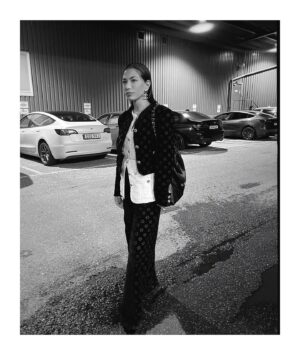 Evin Ahmad Instagram - coco @chanelofficial 🖤
