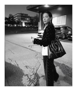 Evin Ahmad Instagram - coco @chanelofficial 🖤