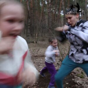 Evnika Sadvakassova Instagram - Hurricane "Katrina" in the Russian forest!
.
.
#спорт #sport #champion #fast #exercise #тренировка #trening #punch
#ufc #boxing #fight #fighter #mma #martialarts #boxeo #бокс
#kickboxing #muaythai
#thaiboxing #karate #kungfu #taekwondo #dad #тренер #saadvakassfamily #evnika #boxingtraining #boxinggirl #boxingcoach #padwork