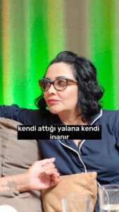 Evrim Akın Instagram - Kendi söylediği yalana kendi inanan burçlar, en riyakar burçlar, en kıskanç burçlar... ohoo daha neleeer neler 🧐🤷🏻‍♀️ Hepsi YouTube’da son videoda.