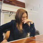 Evrim Alasya Instagram - Gülünç çünkü