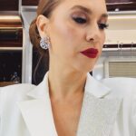 Evrim Alasya Instagram - Makyaj @esraokumuss_ Saç @aydoganakkaya