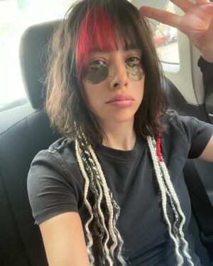 Fátima Molina Instagram - #tbt aquellos días de mecha roja 🧲🎬