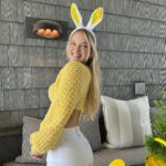 Faith Schroder Instagram - Happy Easter from me and my crocheted sweater! 🐰
