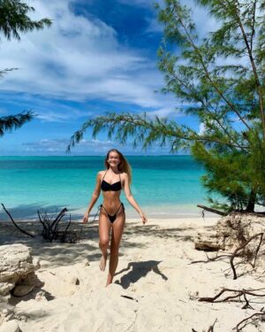 Faith Schroder Instagram - How is this place even real🤯