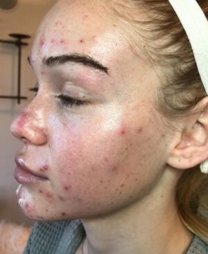 Faith Schroder Instagram - I did it! Thank you god for teaching me the most important lesson of all, that everything in life is temporary. The good and the bad, so we must enjoy every step in our journey because we will never get to experience this present moment ever again. I know everyone says this but it is true, life is short and we never know when our last day on earth is going to be. So hug and kiss your loved ones and LOVE YOURSELF no matter what because every single one of you is worthy, beautiful, and enough. Trust the journey and keep faith that god has a plan for you. ❤️❤️❤️
